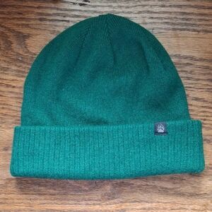 NWOT DuluthTrading Co AKHG Cold Guy Beanie